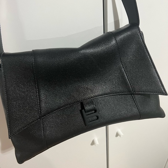 Authentic Balenciaga Hourglass Crossbody Bag - Picture 11 of 11